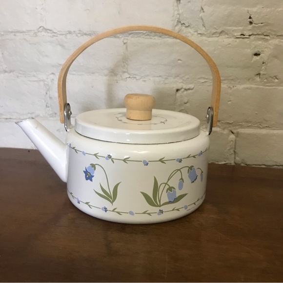Kitchen Vintage 1983 Enamel White And Blue Floral Tea Kettle With